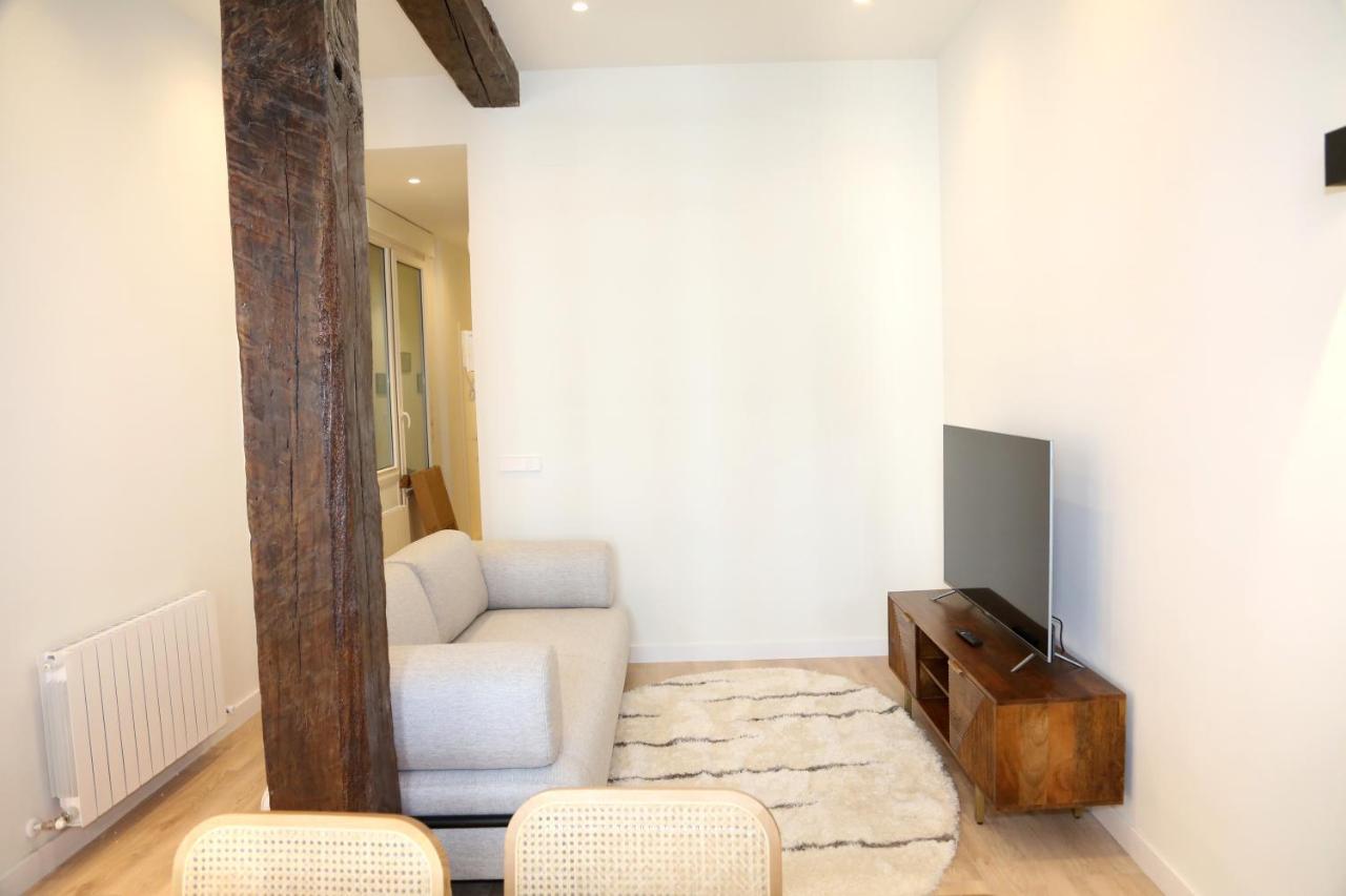 Piso Boutique Frente Al Casco Viejo De Bilbao Apartment Bagian luar foto