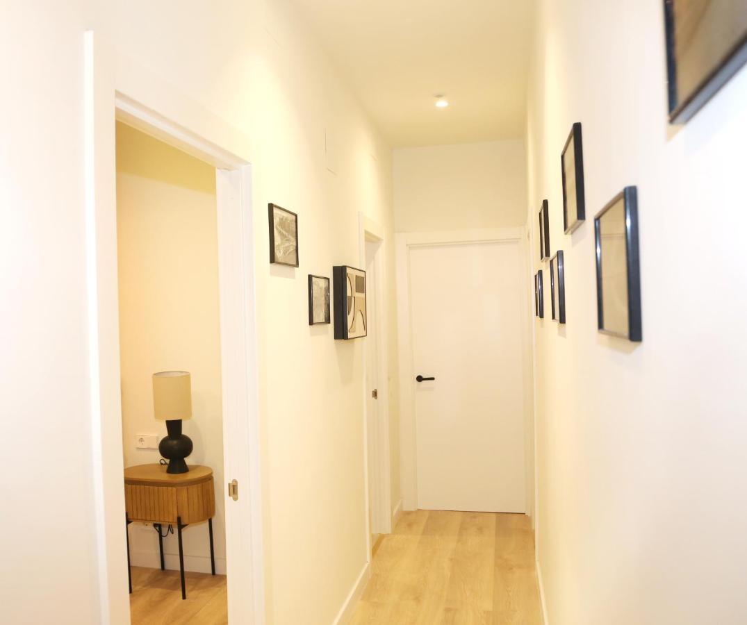 Piso Boutique Frente Al Casco Viejo De Bilbao Apartment Bagian luar foto